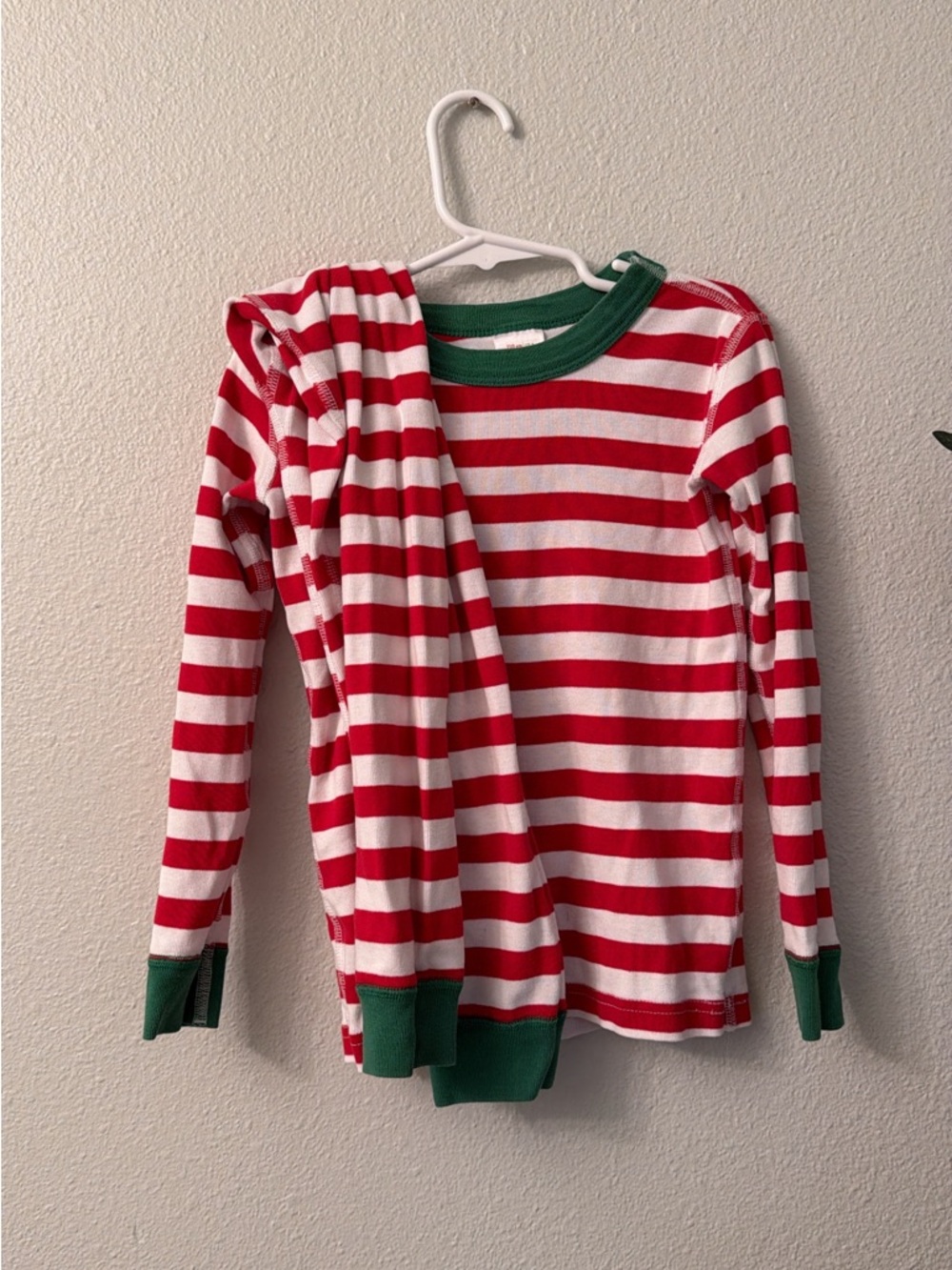 Hannah Andersson size 5 Kids Red & White Stripe Long-Sleeve Top with Green